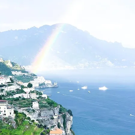 Villa Grace & Depandances Amalfi アマルフィ